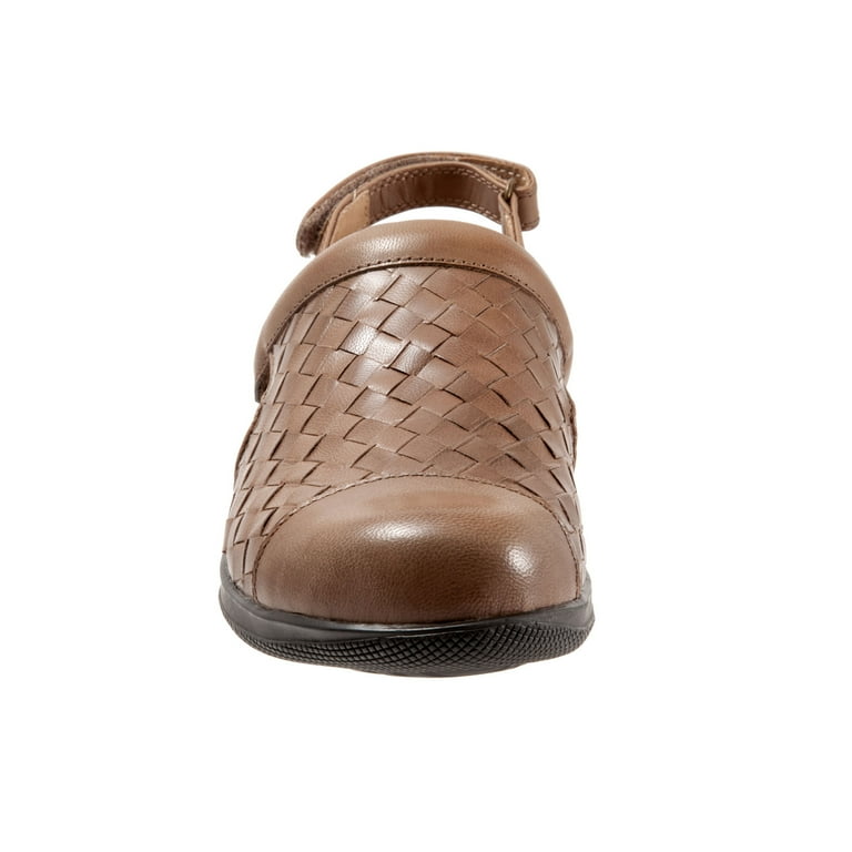 Softwalk Women's Salina Woven Flat - Comfortable Casual Shoes For All-Day Wear