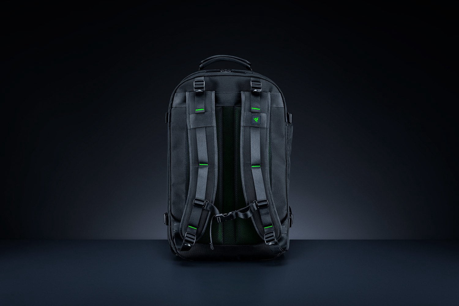 Buy Razer Rogue 17 Backpack V3 Chromatic Tear Water Resistant Exterior Online In Italy