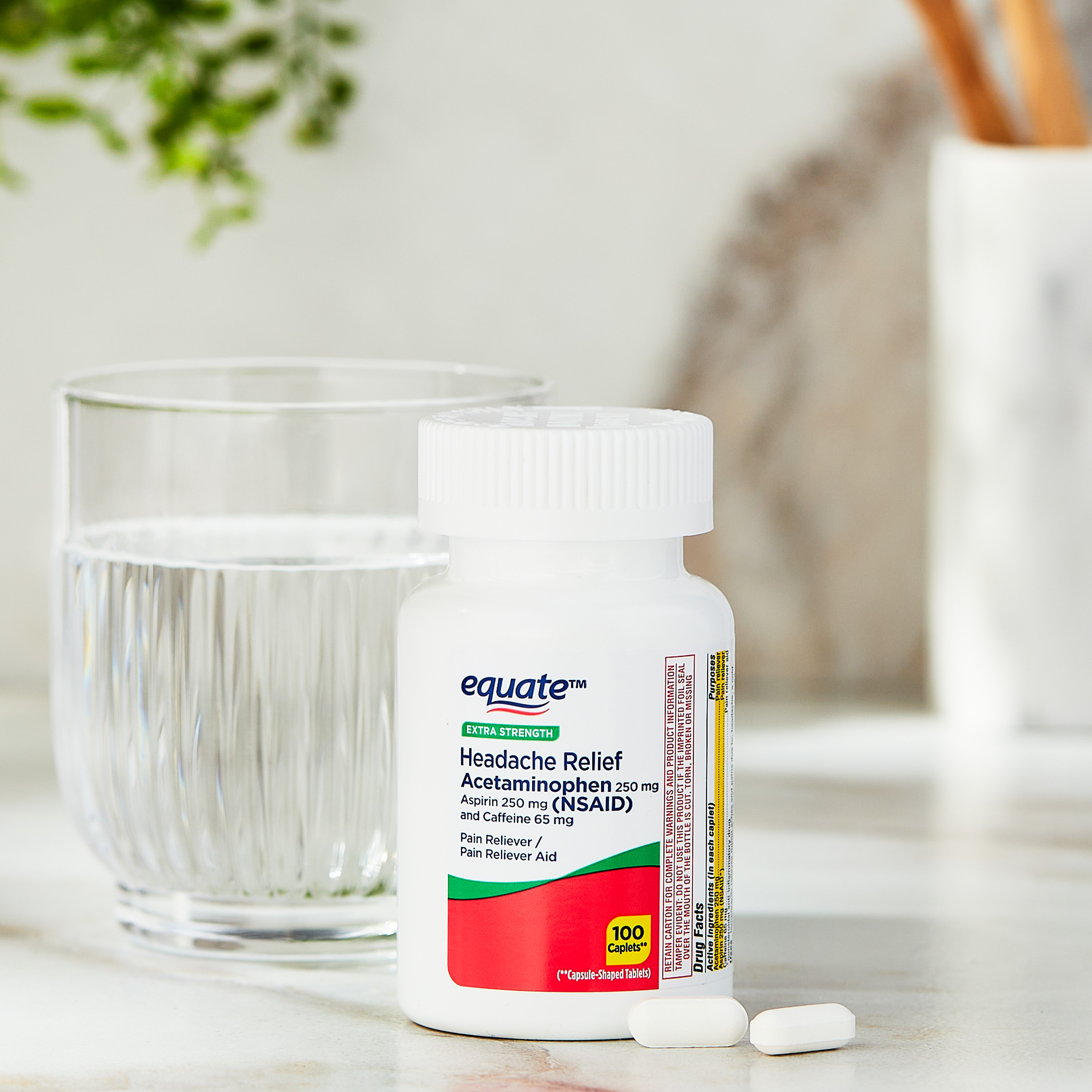 Equate Caplets de Alivio de Dolor de Cabeza de Fuerza Extra Acetaminofén, Aspirina y Cafeína, 200 unidades (2x100), Comparar con Ingredientes Activos de Excedrin® Caplets de Fuerza Extra 8