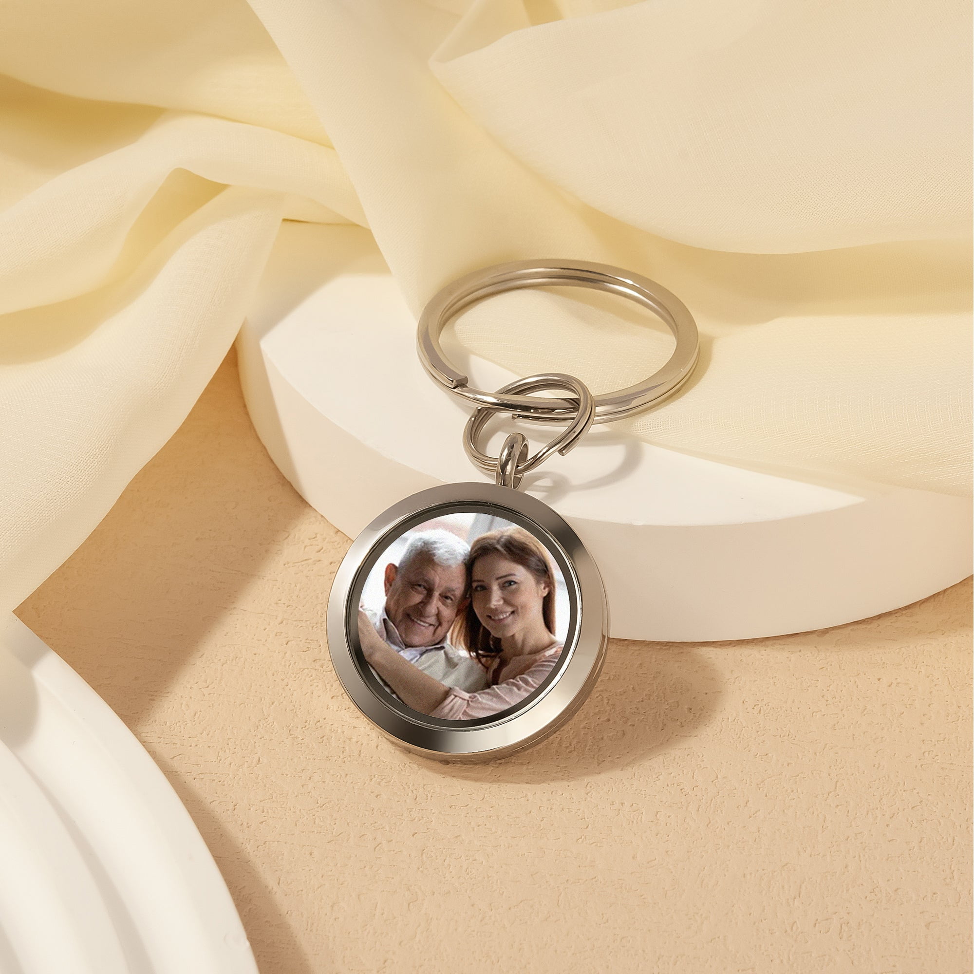 Anavia Personalized Custom Photo Locket Keychain, Glass Round