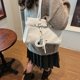 thumbnail image 4 of Superior Bolso Mano Moderno, 4 of 9
