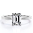 thumbnail image 1 of JeenMata Anillo Minimalista con Corte Esmeralda de 1 Quilate y Engaste en Garra para Mano Derecha, Chapado en Oro Blanco de 18 K sobre Plata, 1 of 6
