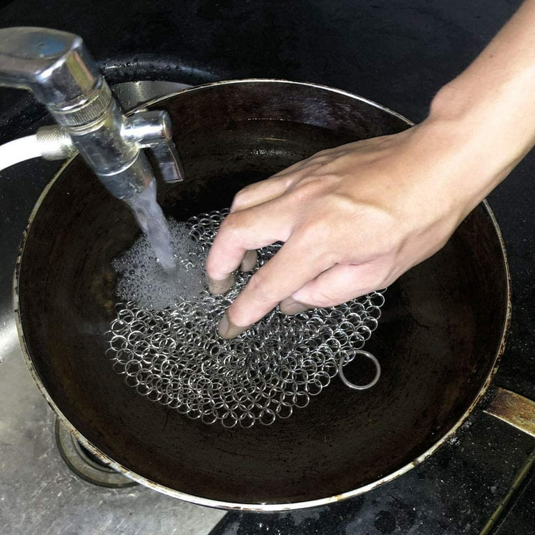 Cast Iron Cleaner Chainmail Scrubber with Pan Scraper, Ergonomic Handle Cast  Iron Scrubber Brush 316 Chainmail Scrubber For Cast Iron Pans, Iron Skillet,  Grill Dutch Oven Metal Brush Cleaning CastIron Black