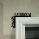 thumbnail image 4 of pstuiky Decoraciones de puertas BAÑO Letras de eslogan Decoraciones de puertas Eslogan Letreros colgantes decorativos Decoración elegante para el hogar, 4 of 6