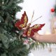 thumbnail image 4 of Adornos navideños de mariposas | Mariposas con clip de lentejuelas | Colores rojo, verde, plateado y dorado rosa | Diseño navideño de 17 x 15 cm, 4 of 5