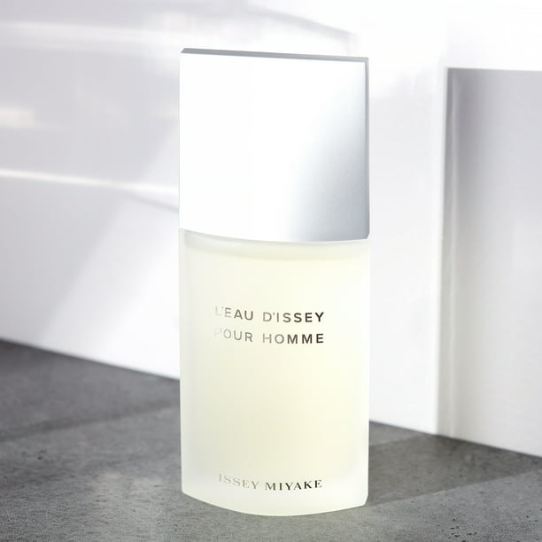 Issey Miyake L'Eau D'Issey 4.2 Oz, Refined Aquatic Men's Cologne