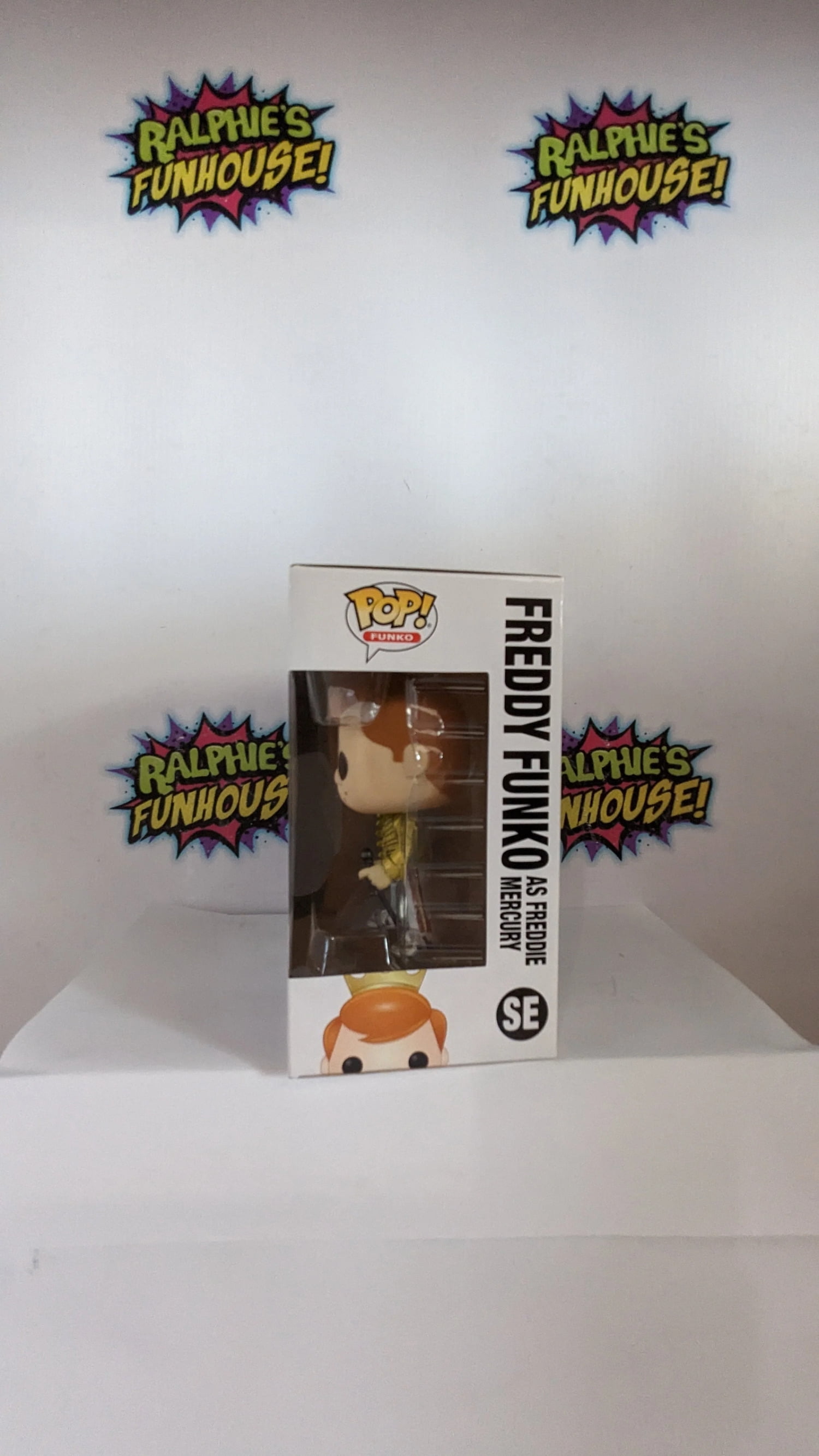 Funko POP! Fundays Freddy Funko as Freddie Mercury SE LE 2000 [Metallic] Exclusive