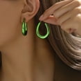 thumbnail image 4 of Pendientes de aro Huggie de resina con diseño de cúpula de colores para mujer, geometría colorida, 4 of 5