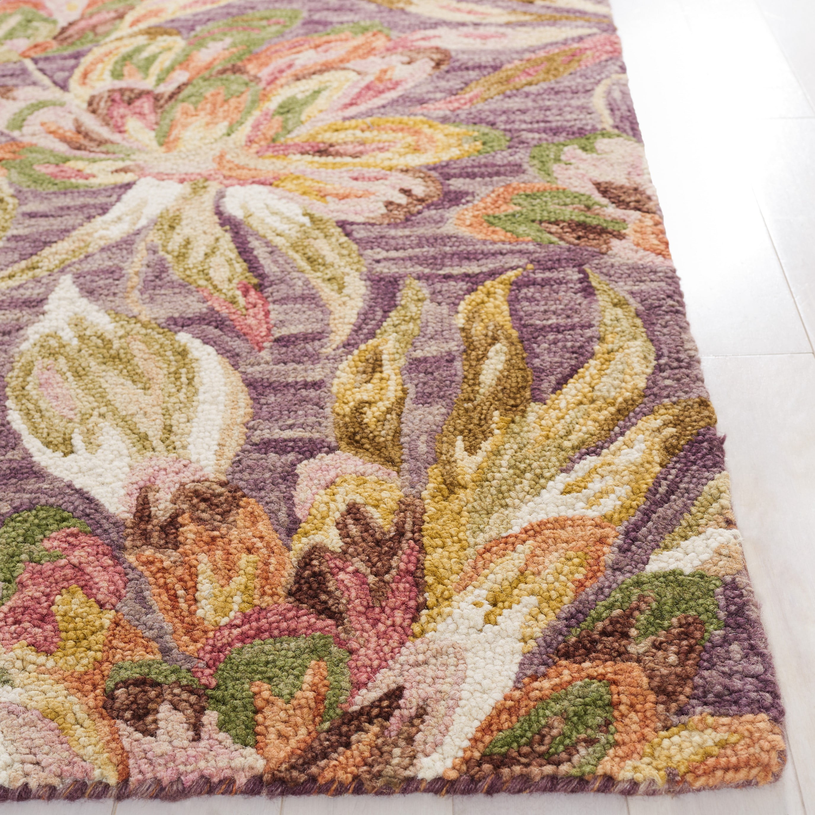 SAFAVIEH Blossom Tobias Floral Area Rug, Purple/Sage, 6' x 6' Square