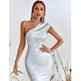 thumbnail image 4 of Vestido BELLA BARNETT Mini metalizado con un solo hombro y espalda, plateado, 4 of 5