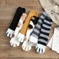 thumbnail image 3 of Calcetines de terciopelo de coral para mujer, medias de tubo de otoño e invierno, calcetines de dormir cálidos y gruesos con forma de garra de gato para dormir en el suelo, 3 of 6