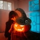 thumbnail image 4 of Sombrero de bruja de Halloween Scary Creepy Wide Brim Sombrero puntiagudo Regalo de Halloween para hombres Mujeres Niños Disfraz de Halloween Cosplay Fiesta Festivales Decoración Eccomum Sombrer, 4 of 5
