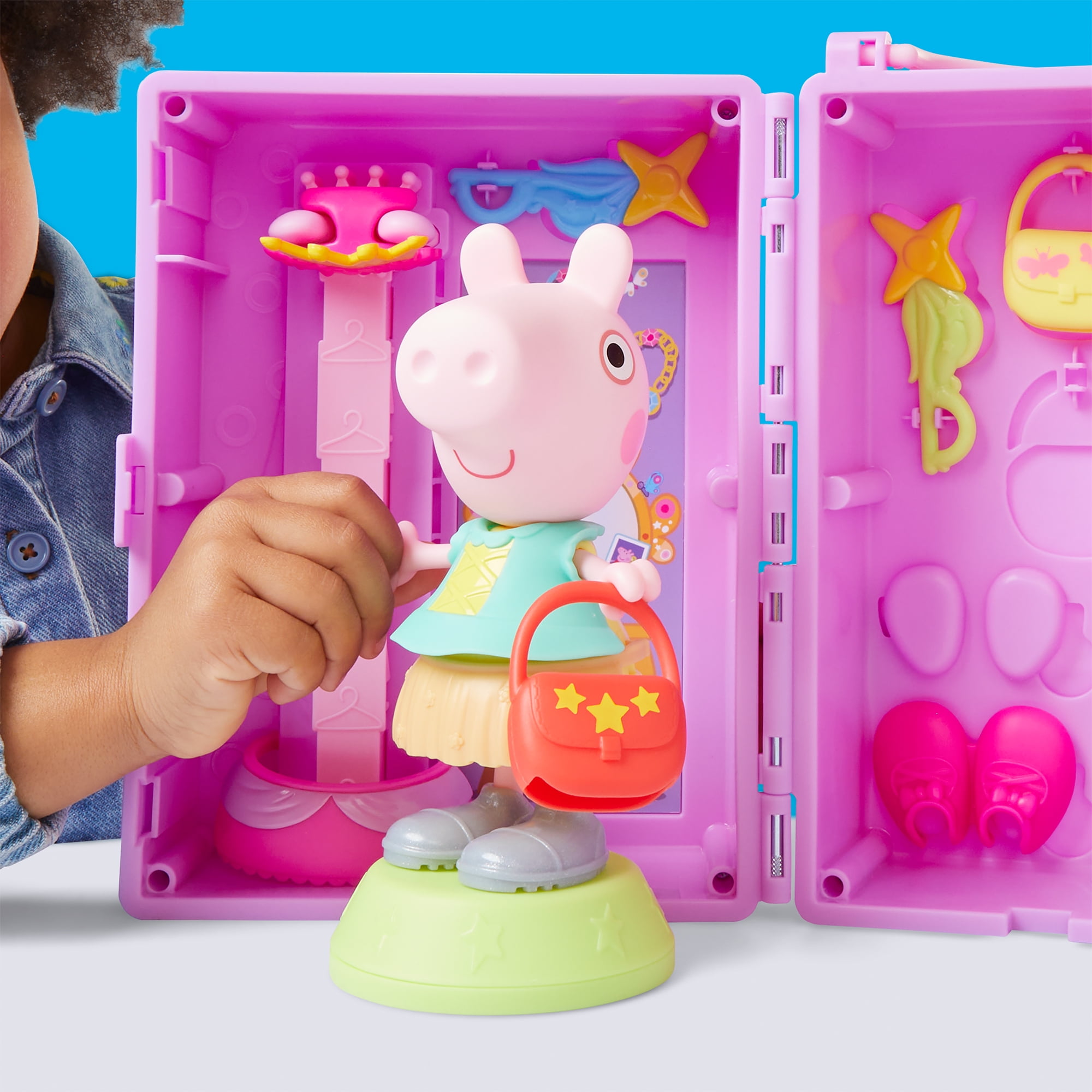 Peppa Pig Toys Peppa's Dress-Up Wardrobe Playset, 6" Figure with 14 Accessories, 3+