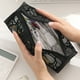 thumbnail image 5 of Bolsa de malla para guardar brochas de maquillaje | Organizador redondo de cosméticos de gran capacidad | Neceser de viaje para brochas y herramientas | Negro, amarillo y morado, 5 of 6