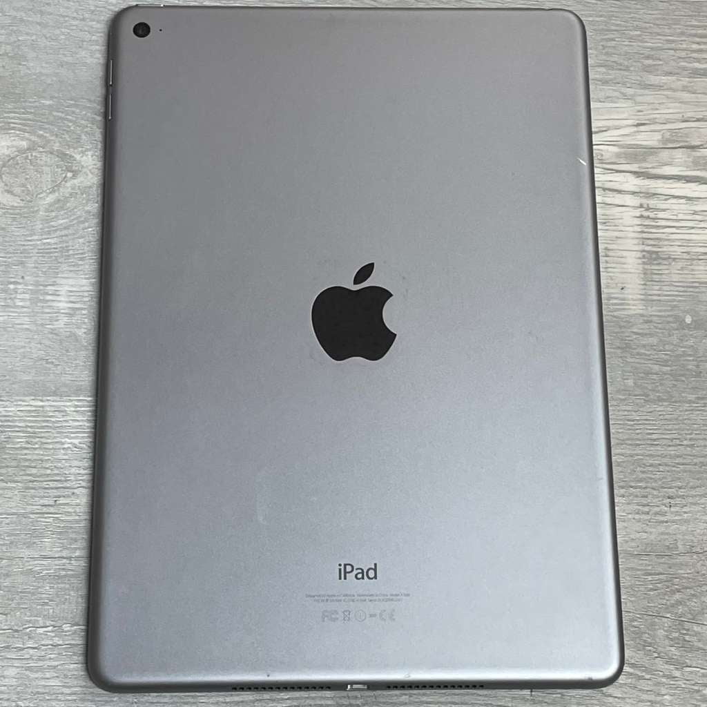 Pre-Owned Apple iPad Air 2 128GB Space Gray WiFi Only