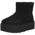 thumbnail image 1 of UGG Bottes Classiques pour Femmes, Noir, 9, 1 of 2