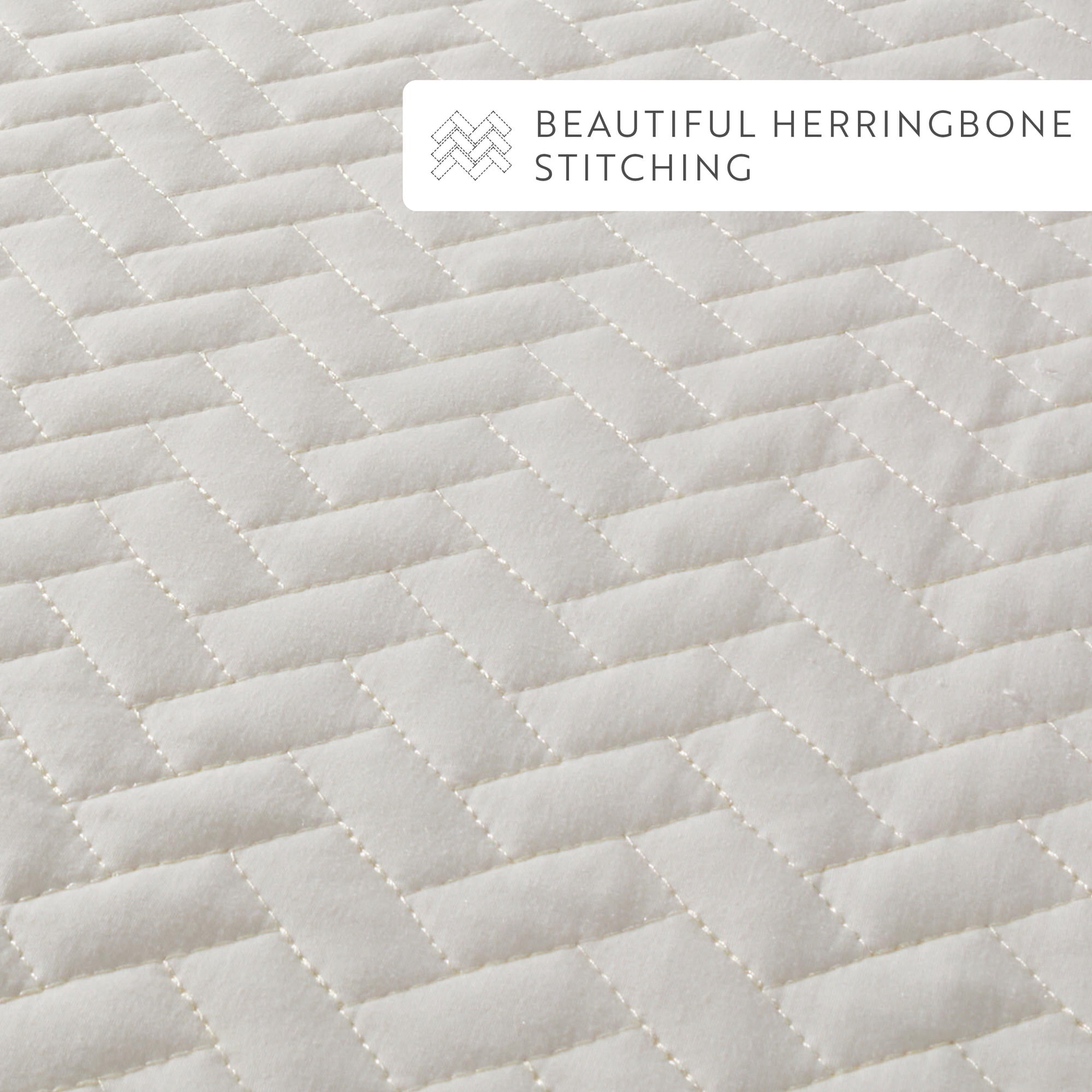 Noble Linens Ivory Herring Pattern Quilted Coverlet, King / CalKing