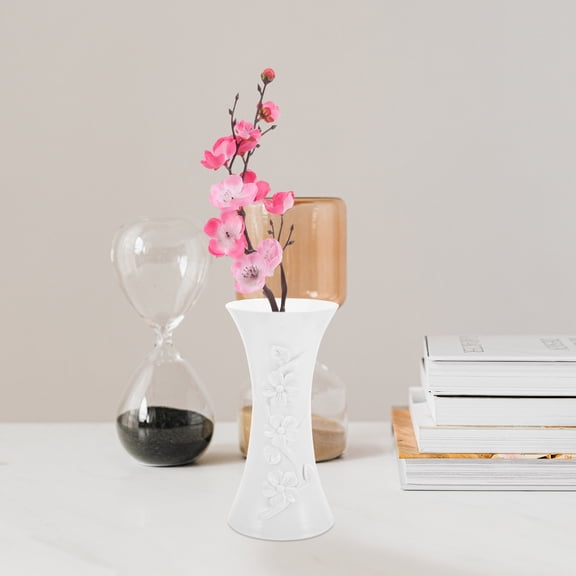 HAMPPLIES White Plastic Vase for Flowers Compact Lightweight Decorative Home Centerpiece