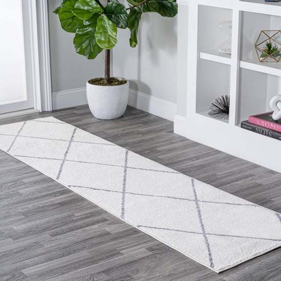 JONATHAN Y SUPERSOFT 2 x 8 Runner Rug, Cole Minimalist Diamond Trellis - White/Gray, SEU102K-28