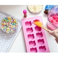 thumbnail image 4 of Bandeja para cubitos de hielo Sanrio Hello Kitty de silicona rosa, 10 cubos, 4 of 8