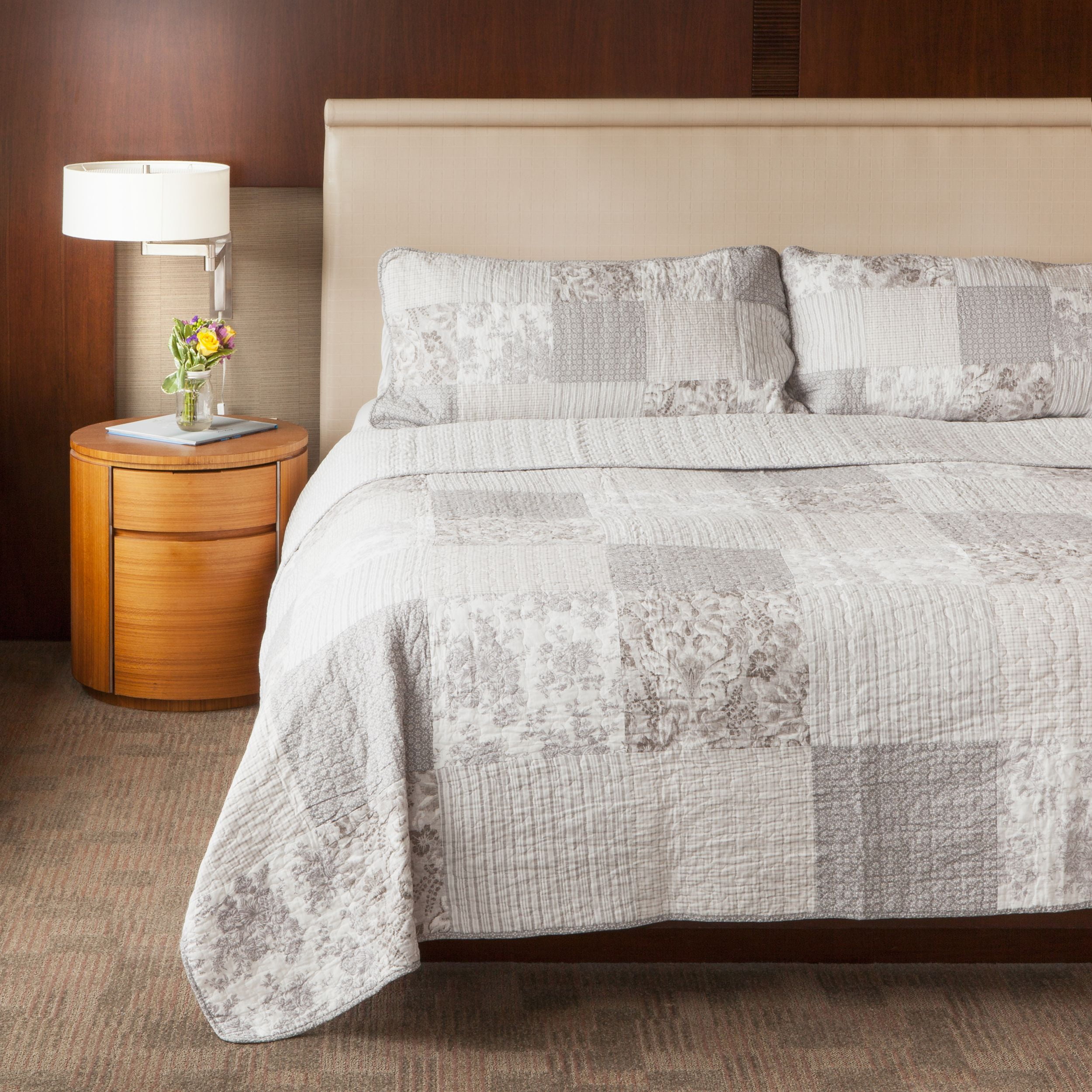 gray quilt bedding