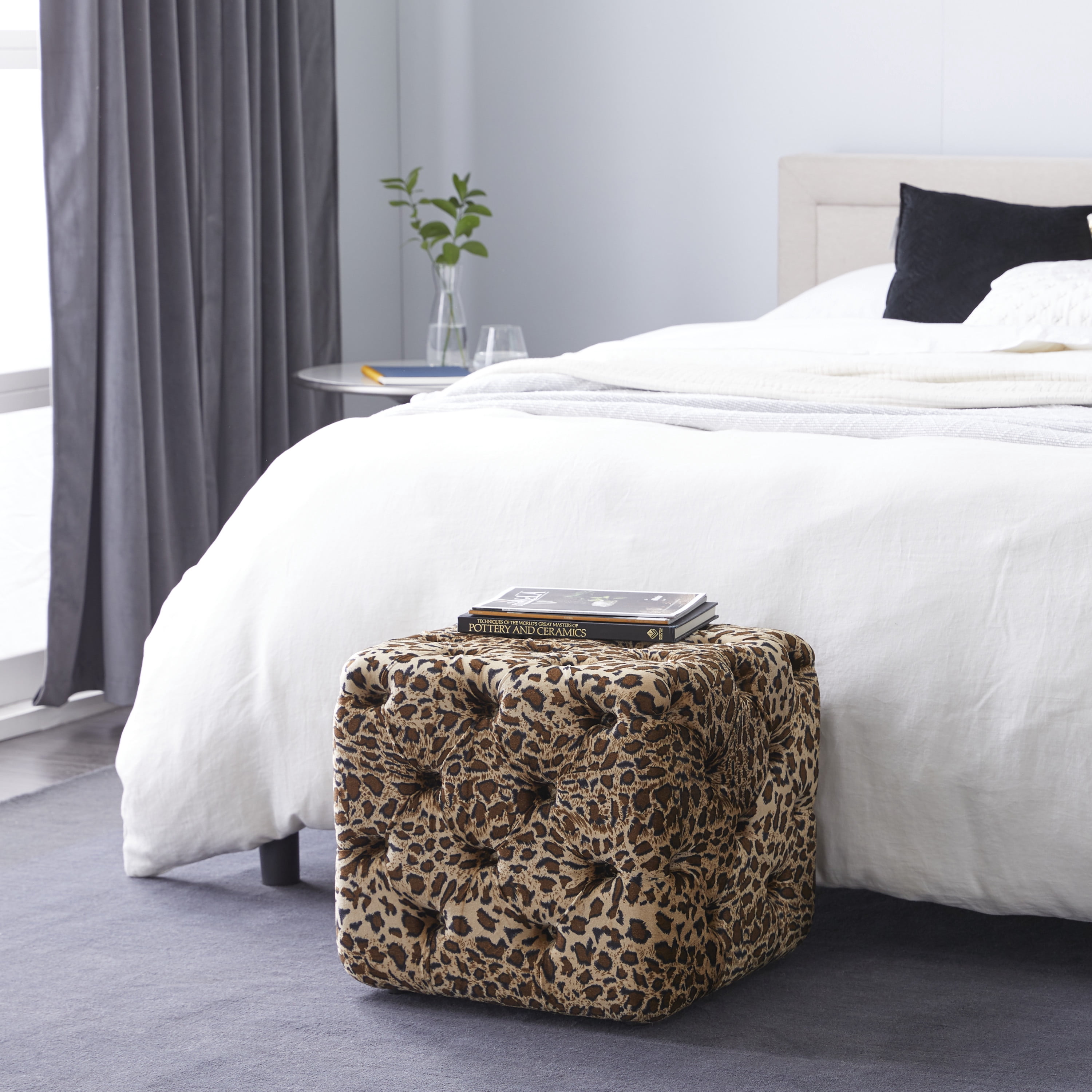 DecMode 18" x 19" Brown Cotton Leopard Print Ottoman, 1-Piece