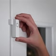 thumbnail image 4 of Sensor de contacto inteligente Philips Hue Secure, blanco, paquete de 2, hecho para puertas y ventanas interiores, requiere Hue Bridge, funciona con la aplicación Hue, 4 of 9