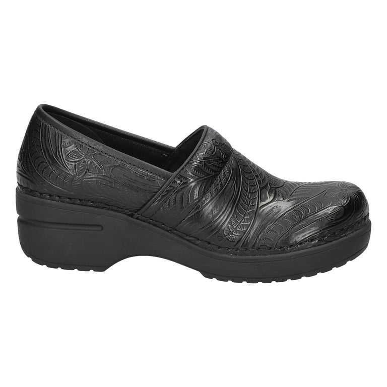 Walmart women's hotsell slip resistant shoes