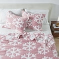 thumbnail image 2 of Snowflake Matelassé Reversible King / California King Quilt Set with Shams, Red / White, 2 of 6
