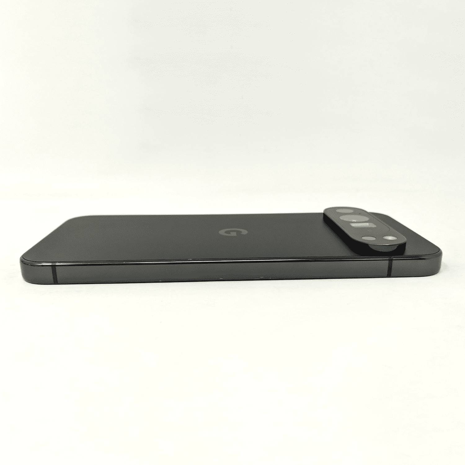Pre-Owned Google Pixel 9 Pro XL 5G 256GB GGX8B Factory Unlocked 6.8" 16GB RAM 50MP Smartphone - Obsidian (Good)