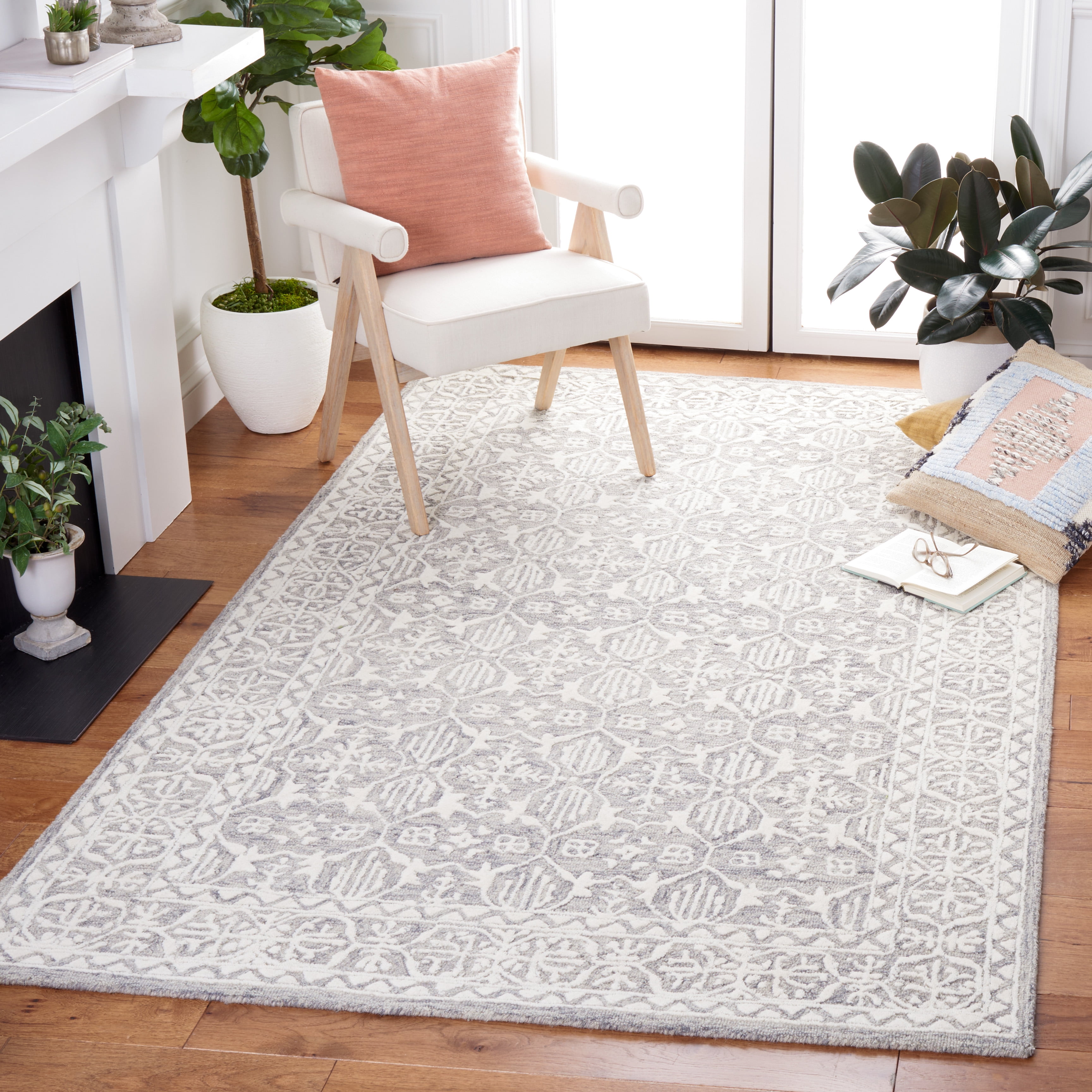 SAFAVIEH Metro Lorenzo Medallion Area Rug, Dark Grey/Ivory, 6' x 6' Square
