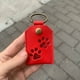 thumbnail image 1 of Llavero Conmemorativo de Pelo de Mascota - Bolsa de cuero para guardar pelo de mascotas, diseño de garras, llavero para llaves y bolsas, regalo para pérdida de mascotas para dueños de perros y gatos, 1 of 1