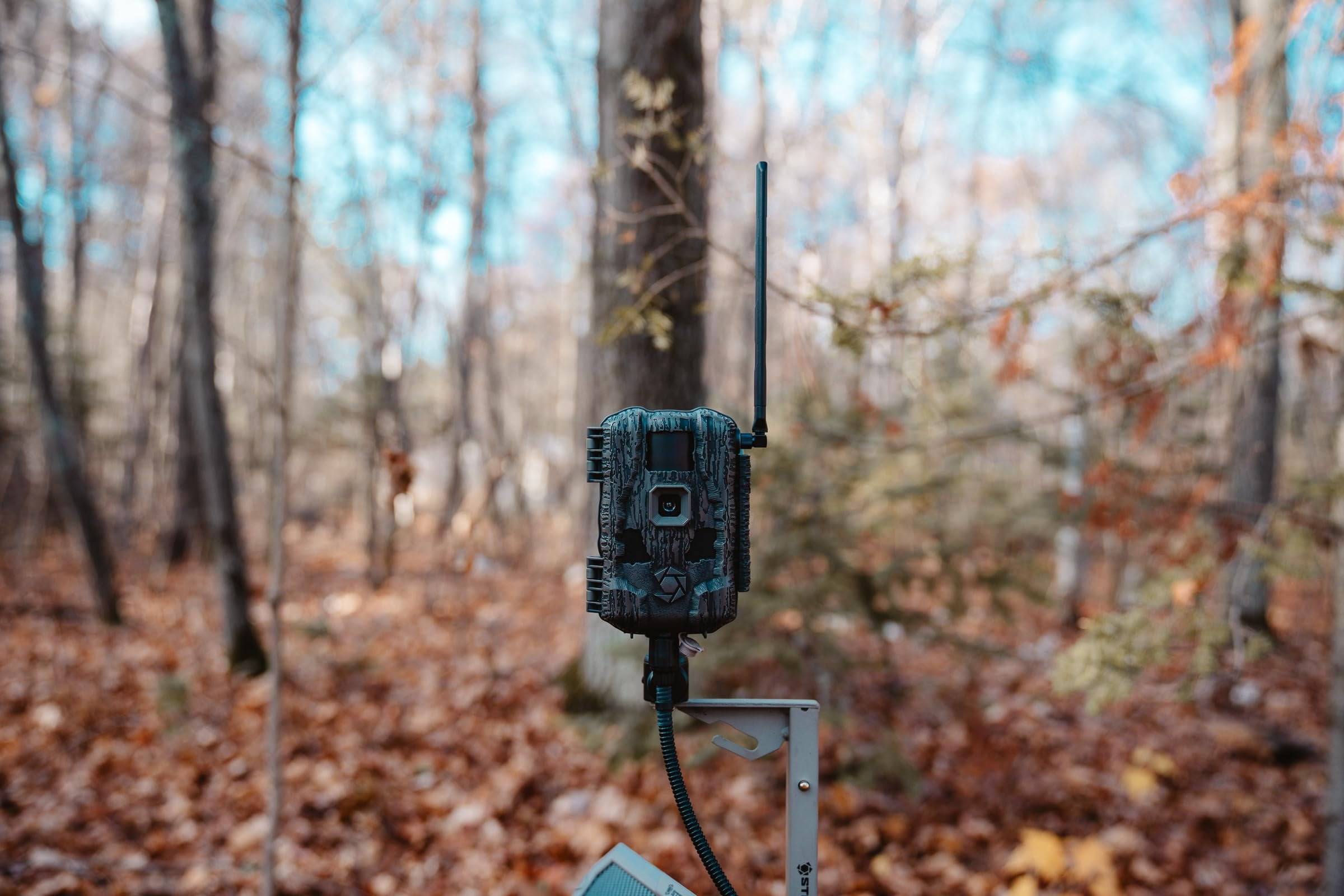 Stealth Cam Fusion Max 2.0 26MP Cellular Trail Camera, 1080p HD Video, Dual-SIM, 16GB Internal Storage, Weatherproof (STC-FXWTX2)