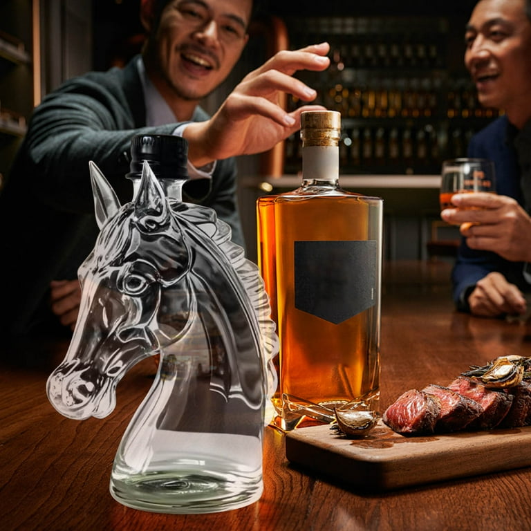 Btomtd 12oz Horse Head Whiskey Decanter, Borosilicate Glass Liquor