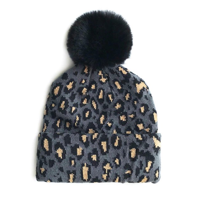 Fashionable Baby Hat with Soft Texture Knitted Beanie Warm & Trendy Winter Hat for Boys & Girls Perfect for Winter Gift White