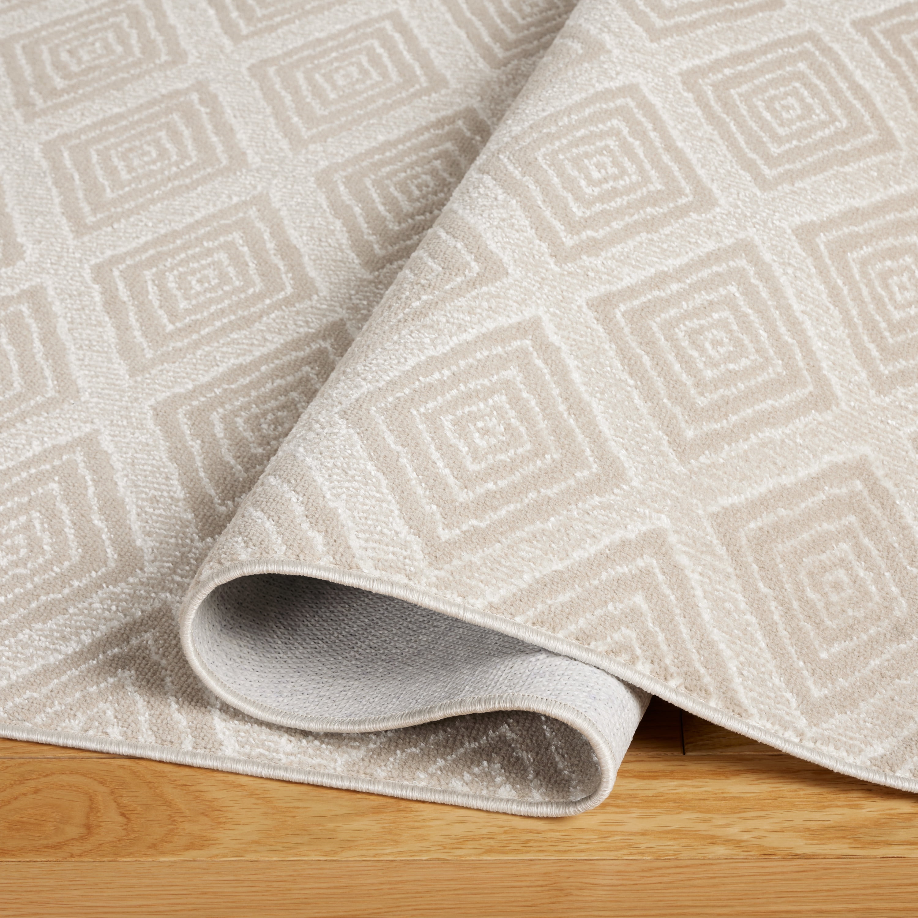 TOWN & COUNTRY EVERYDAY Rein Solid Diamond Everwash® Washable Area Rug with Non-Slip Backing, Pet Friendly Rug, Beige, 5'2"x7'2"