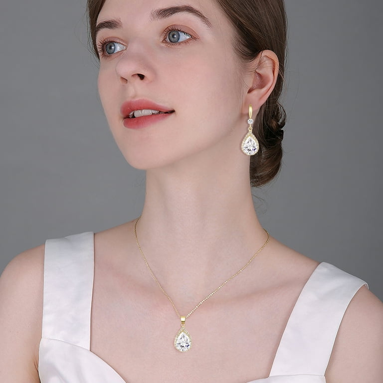 Dainty shop bridesmaid necklace