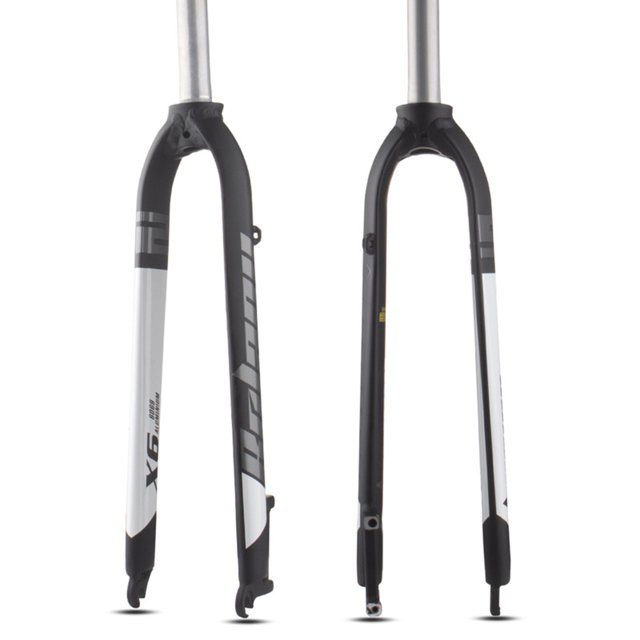 Mountain Bike Rigid Fork Aluminum Alloy Disc Brake Bicycle Fork, model X6, displayed in front and side views. Constructed from AL6069 aluminum alloy, it features a straight tube design with a 28.6mm diameter and 220mm length. Compatible with 26, 27.5, and 29-inch mountain bikes, it includes A-pillar direct mount disc brake compatibility, a quick-release mechanism with a 100x9mm open file, and is lightweight at 800g. Ideal for bike components and sports accessories, it has a sleek black and white finish.