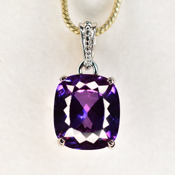925 Sterling Silver Pendant 25CT Natural Certified Cushion Color Change Sapphire