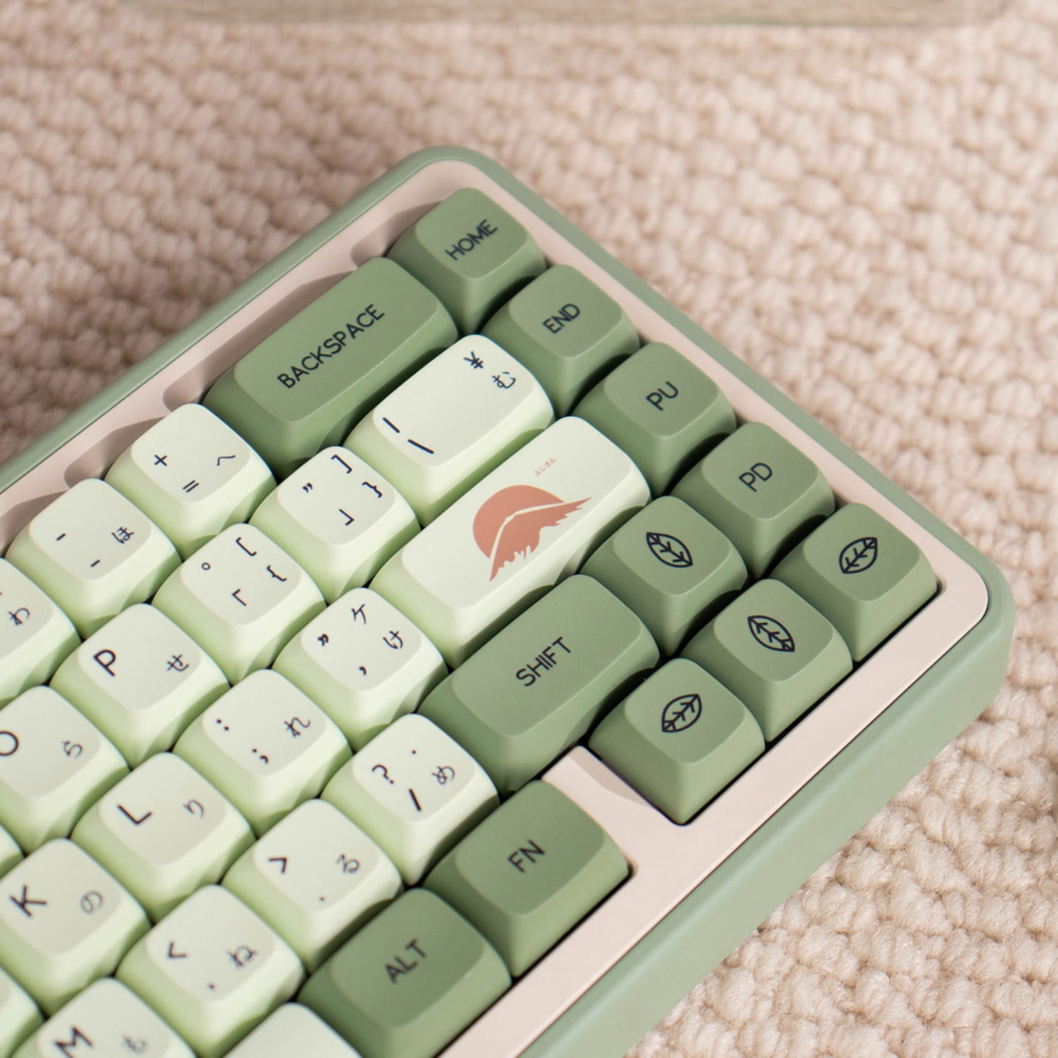 Matcha Green XDA Keycaps, 126-Key PBT Dye-Sublimated with English/Japanese Legends