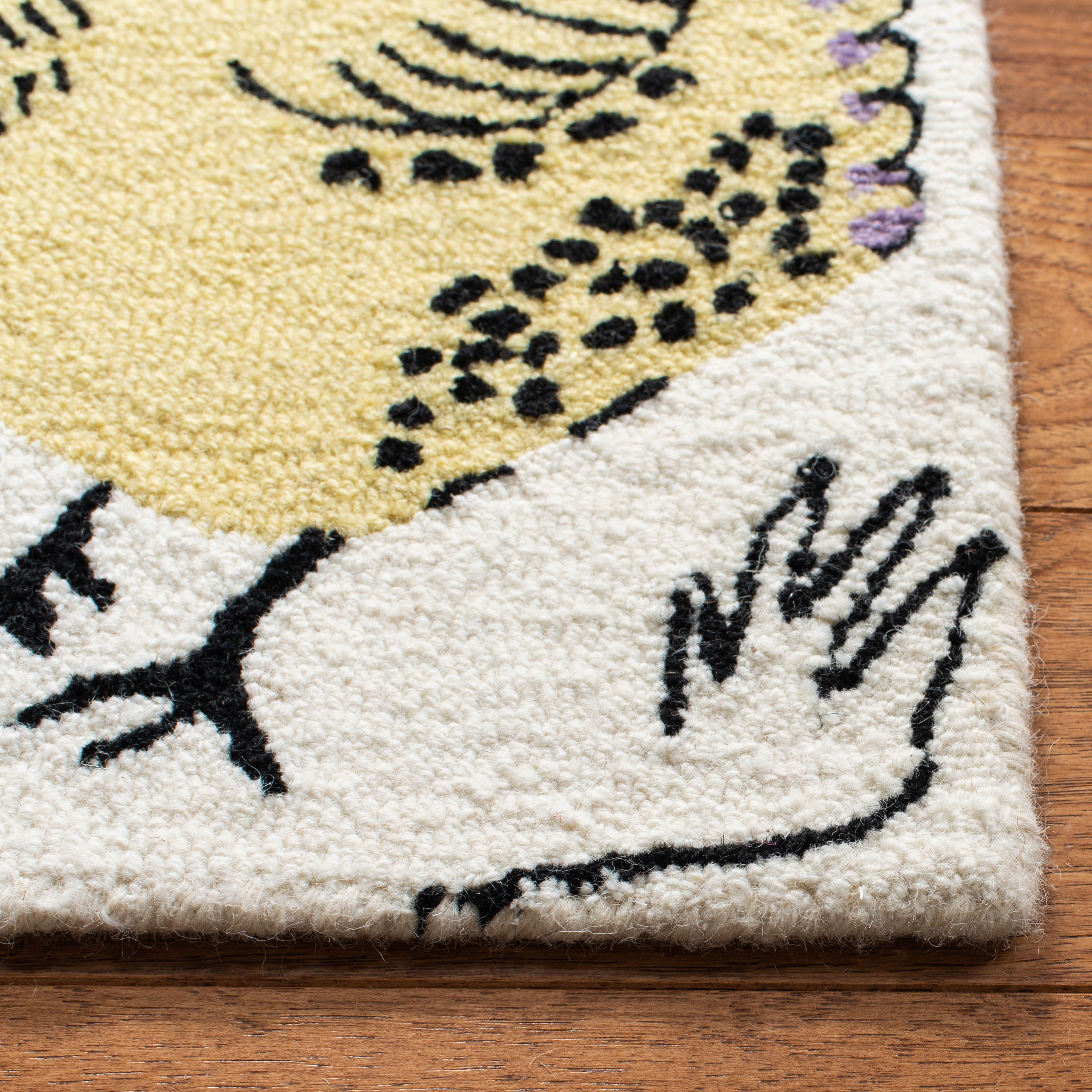 SAFAVIEH Novelty Gracelyn Novelty Runner Rug, Ivory/Blue, 2'3" x 8'