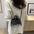thumbnail image 4 of Nuevo diseño de bolso de mano con estampado de leopardo de otoño 2025, estilo francés, vintage y único, bolso pequeño de hombro y bandolera., 4 of 10