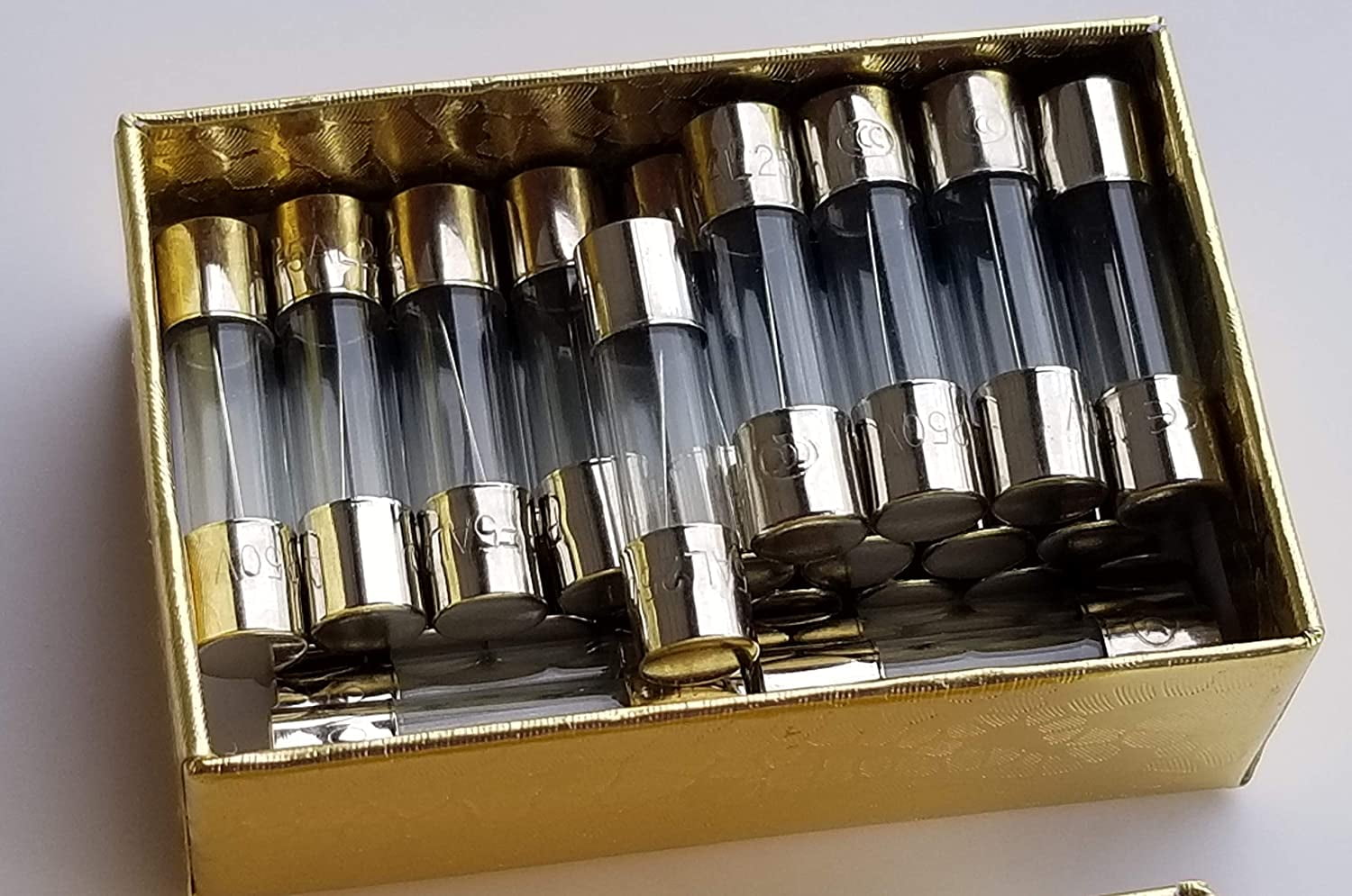 Fuses - 26 Pack - Christmas Holiday Lights C9 C7, 5 Amp 125 Volt, 5mmx20mm size