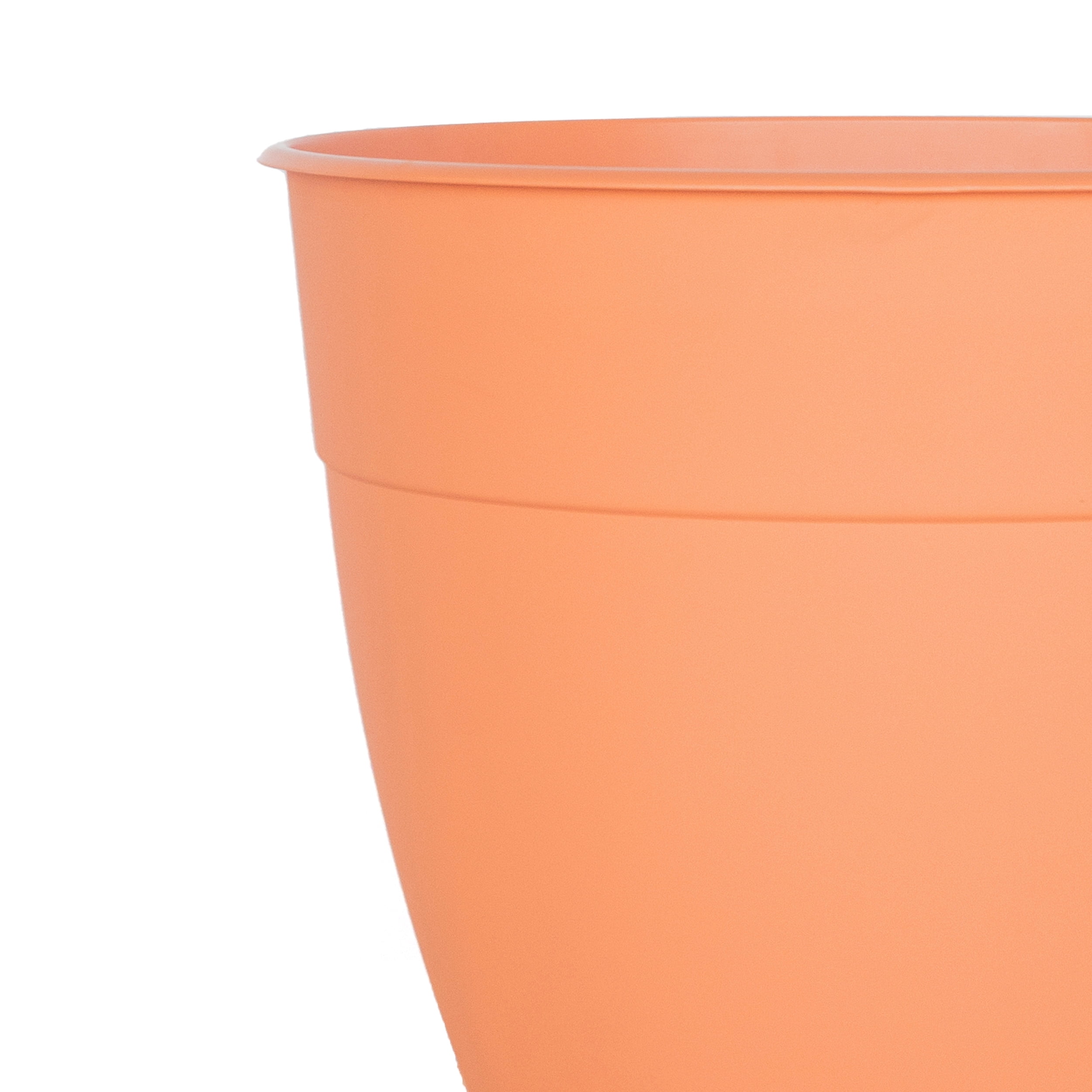 Bloem 20-in Dayton 100% Recycled Plastic Planter with Saucer - Coral Color