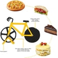 thumbnail image 4 of ZHAOCHENG Rueda de pizza para bicicleta, cortador de pizza en forma de bicicleta, cortador de pizza doble de acero inoxidable, cuchillas súper afiladas con revestimiento antiadherente y soporte para c, 4 of 5