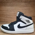 thumbnail image 3 of Ni - ke Jordan 1 Mid SE Diamond Men's Basketball Shoes White Dh6933-100 Lot Size 10, 3 of 5