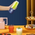 thumbnail image 2 of Exprimidor Automático Portátil CHAO 40 W Vaso Pequeño de Vidrio Doble Azul, 2 of 4