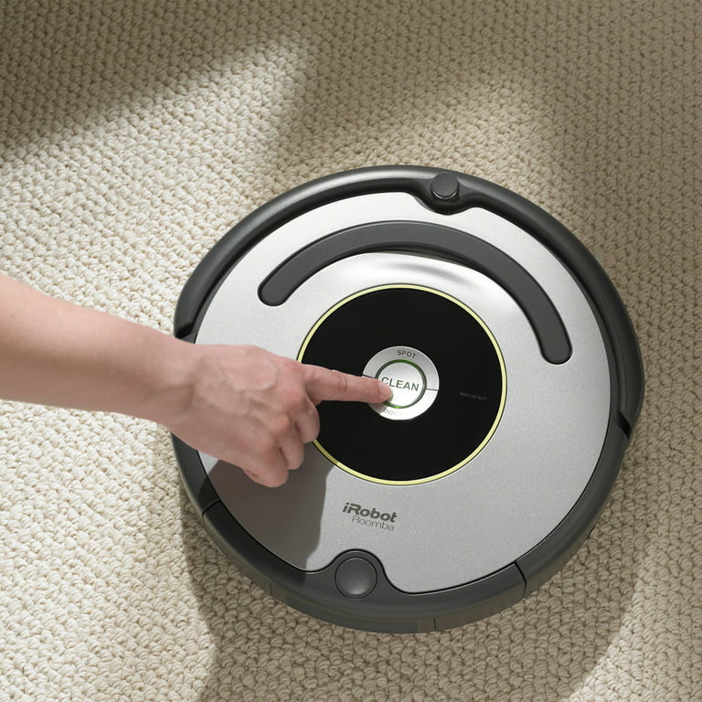 iRobot Roomba 618 Robot Vacuum - Good for Pet Hair, Carpets, Hard Floors,  Self-Charging
