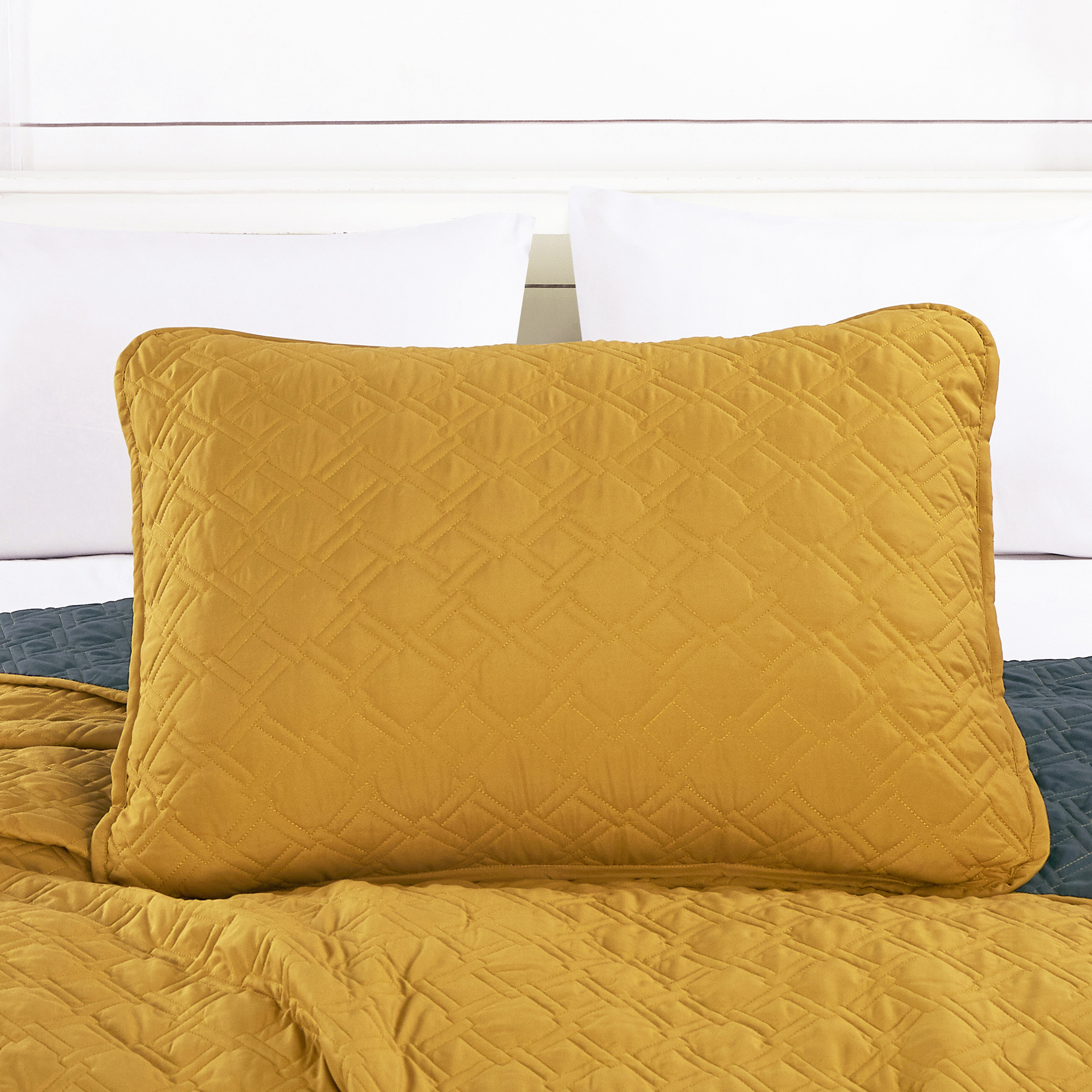 Evjk 3-Piece Decorative Lightweight Bedspread Set – Breathable, Microfiber with Soft Solid, King
