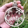 thumbnail image 3 of Bola de copo de nieve navideña personalizada con diferentes nombres, adorno de madera navideño personalizado con nombre, regalo de Navidad para el hogar, 3 of 5